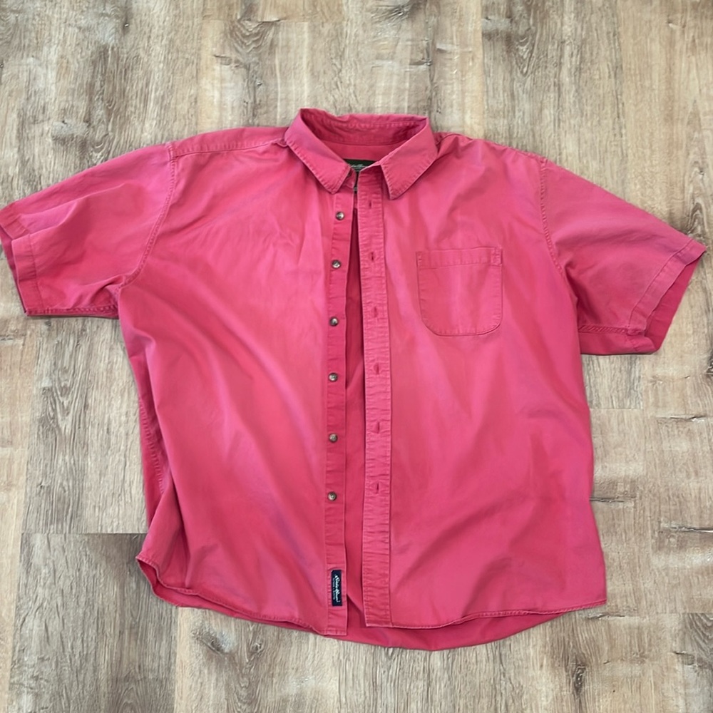 Eddie Bauer | Faded Wash Men’s Button Down Short Sleeve Shirt